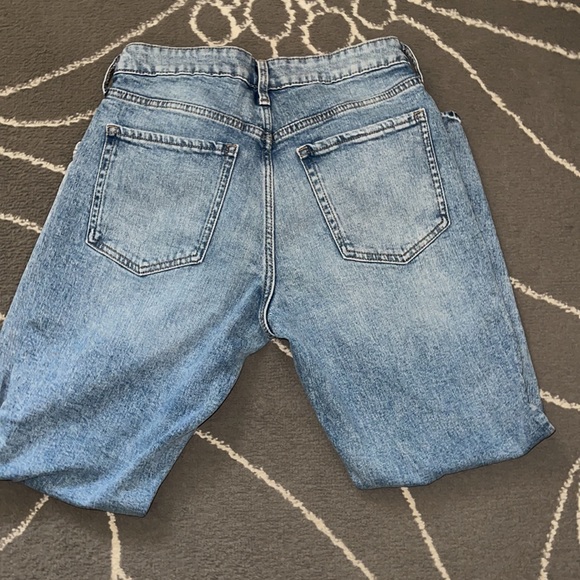 High rise jeans - Picture 3 of 5